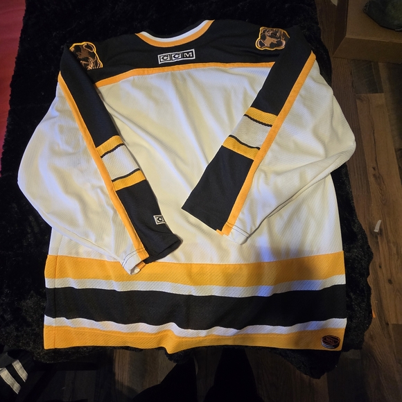 CCM Bruins Black and Gold Hockey Jersey - Picture 2 of 6